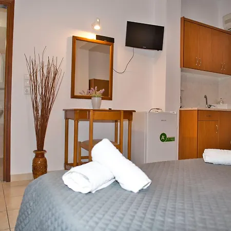 Angira 3* Kamari (Santorini)