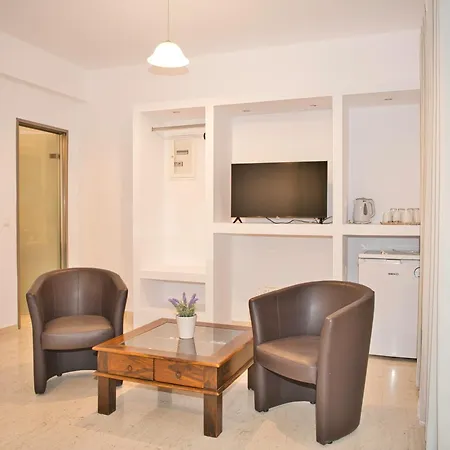 Hotel Angira 3*