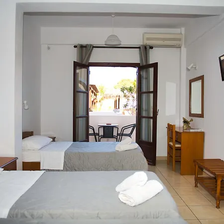 Angira Kamari (Santorini)